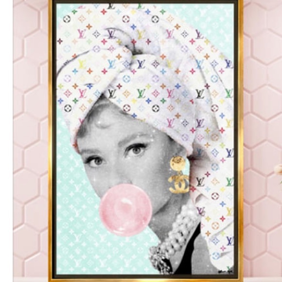 Meet your Posher, Taryn - Picture 1 of 1